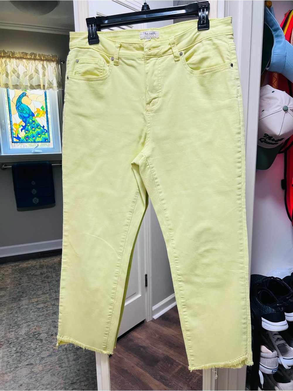 Tru Luxe Jeans Lemon Yellow Cropped Ankle Jeans